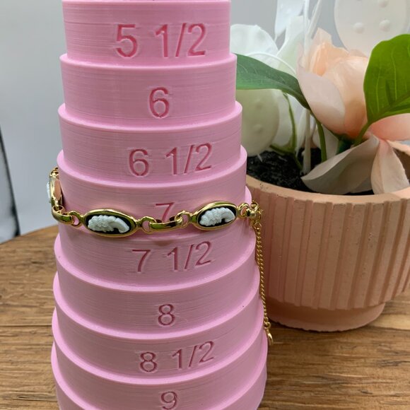 Cameo Black White Gold Tone Faceted Lady Facing Left Bracelet - Picture 7 of 7